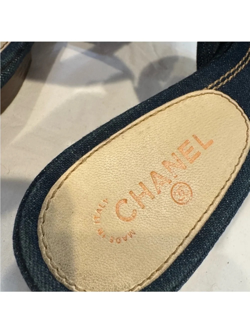 CHANEL slide sandals
